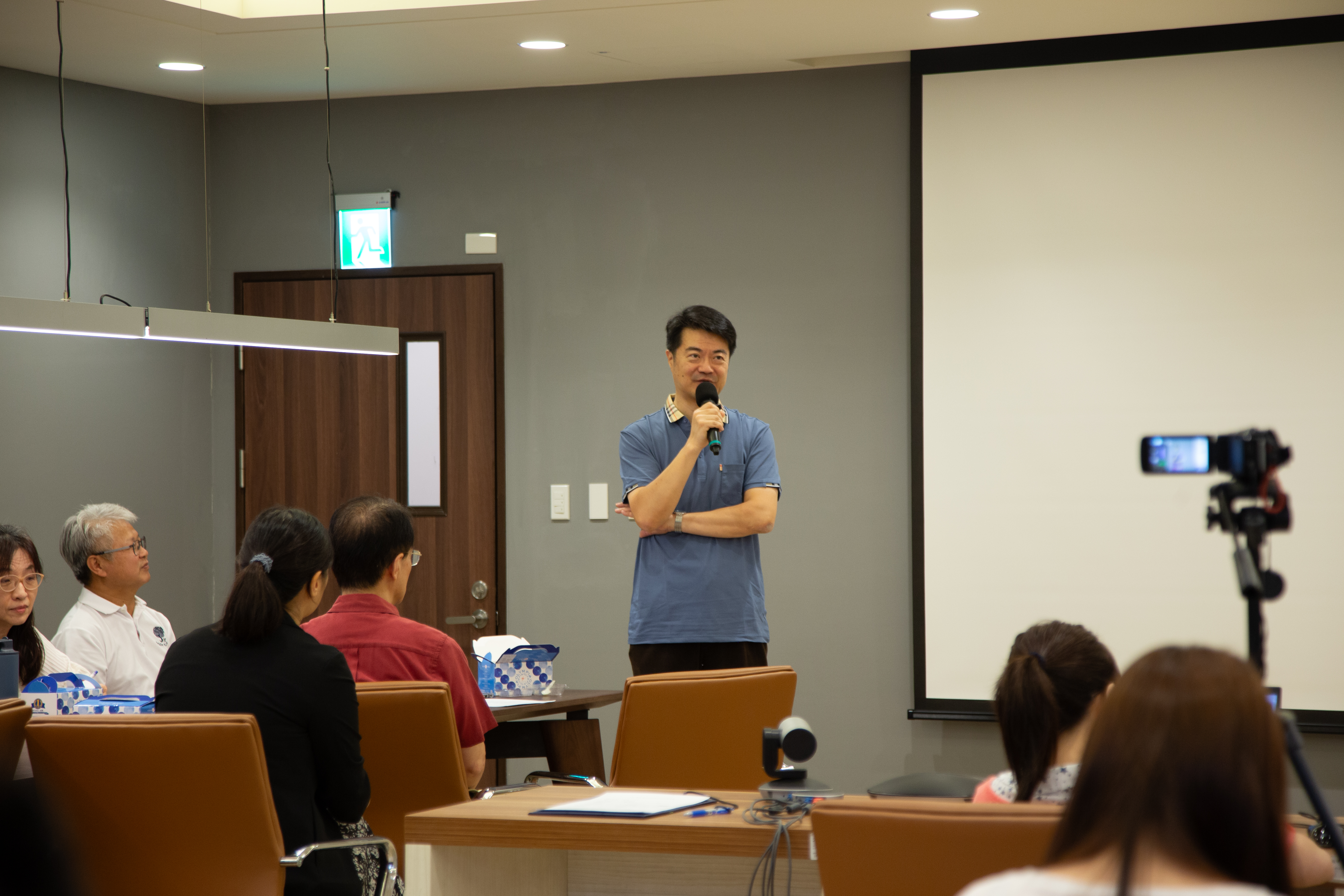 劉宏恩老師談就讀法科所的心理準備。 劉宏恩老師談就讀法科所的心理準備。