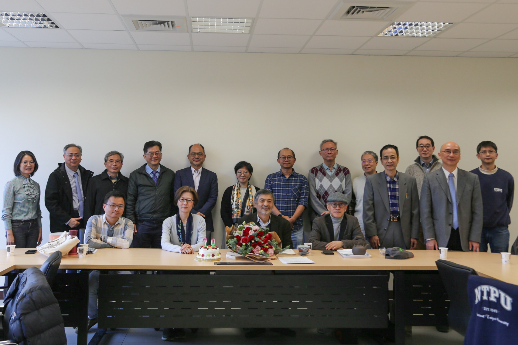 與會師長合影。