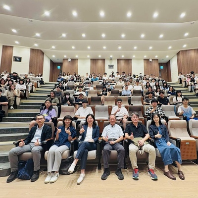圖一：全場與會來賓大合照